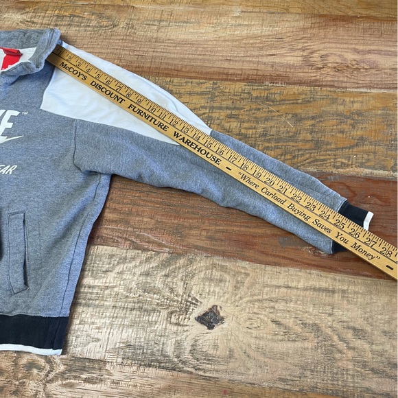 Nike women’s size XS Archive Half Zip Sweatshirt Gray Large - Picture 8 of 9